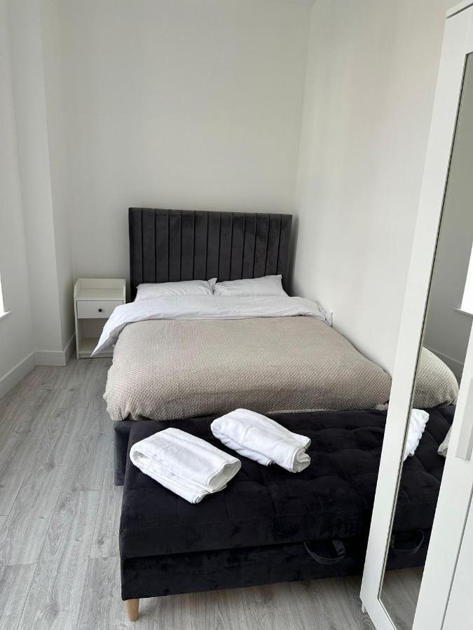 Apartament The Walworth Retreat- Cozy Flats In Londyn Zewnętrze zdjęcie